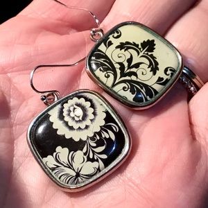 🌺Double-Sided Earrings